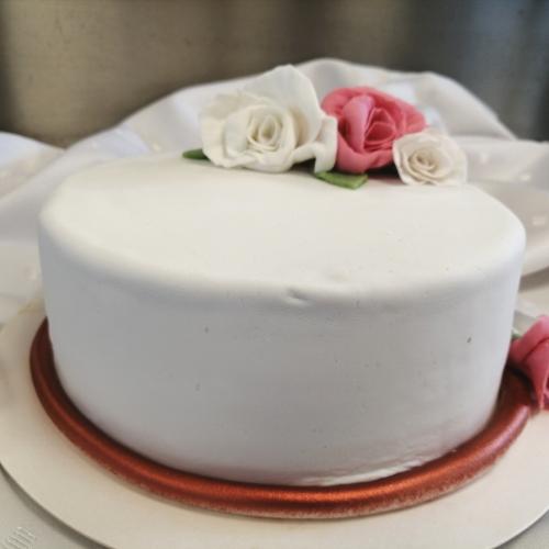 Fondanttorte 2färbige Rosen 