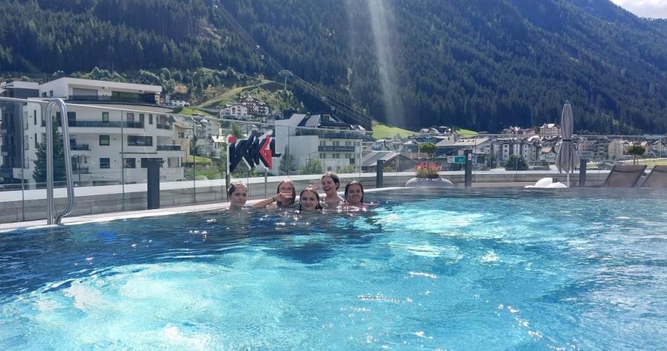 Schülerinnen in der Silvrettatherme Ischgl