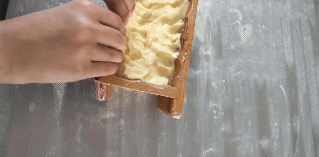 Schüler:in beim Arbeiten